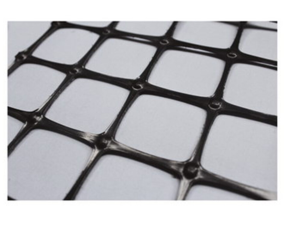Biaxial PP geogrid product and installation view