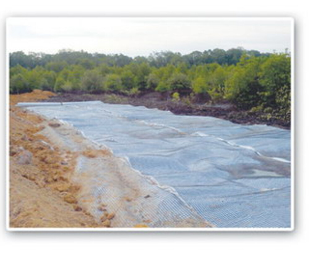 Triaxial geocomposite product and installation view